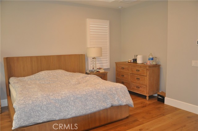 100 Rusina, Irvine CA: https://media.crmls.org/medias/f7924f2d-afdf-4ea8-83d0-15af268af423.jpg