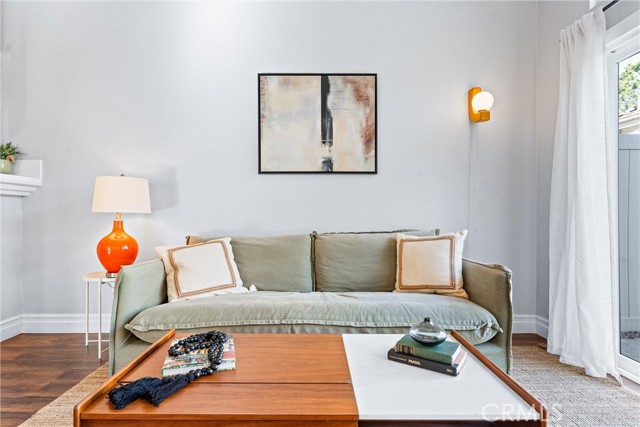 5847 E Rocking Horse Way, Orange CA: https://media.crmls.org/medias/f7925535-b5c9-4ee6-a38d-2f99ffcde00b.jpg