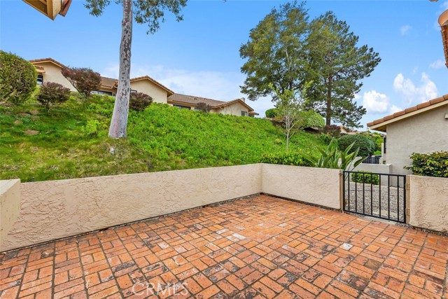 Detail Gallery Image 32 of 46 For 12855 via Moura, San Diego,  CA 92128 - 2 Beds | 2 Baths