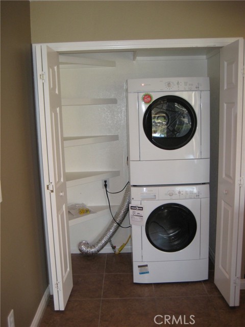 Detail Gallery Image 6 of 17 For 2085 Highpointe, Corona,  CA 92879 - 1 Beds | 1 Baths