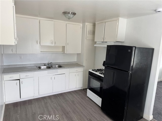 Detail Gallery Image 8 of 8 For 15990 Yucca, Hesperia,  CA 92345 - – Beds | – Baths