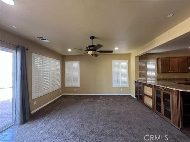 Detail Gallery Image 6 of 28 For 279 Cross Rail, Norco,  CA 92860 - 4 Beds | 3/1 Baths