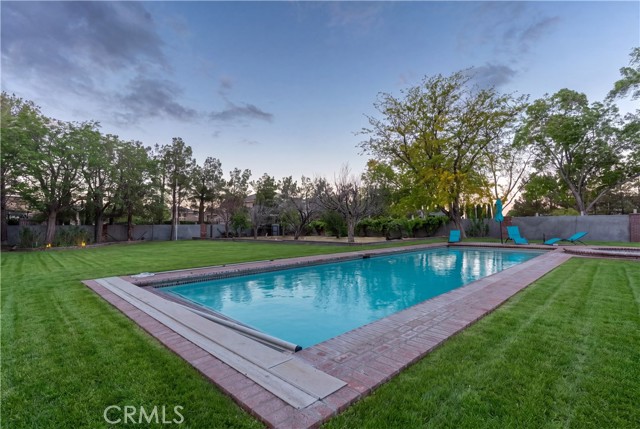 Detail Gallery Image 5 of 64 For 4255 Conestoga Dr, Lancaster,  CA 93536 - 4 Beds | 3 Baths