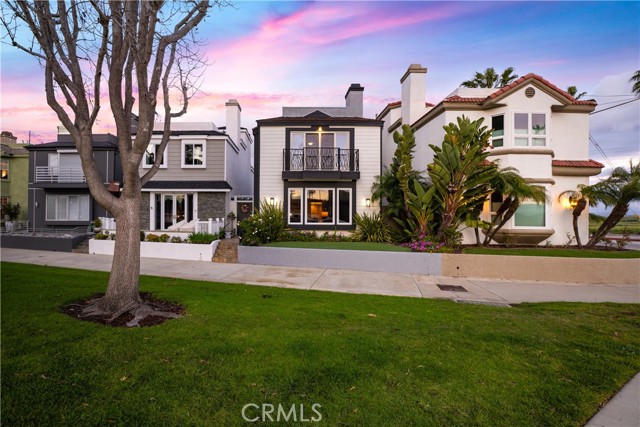 Image 6 of 72 For 1713 Electric Avenue