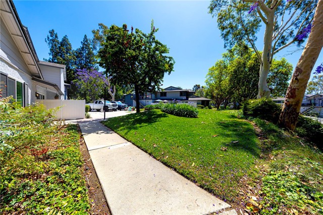 Image 24 of 36 For 20004 Waverly Glen Street  46