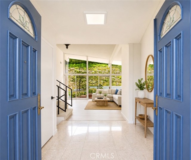 Front Door - VR staging
Front Door - VR staging