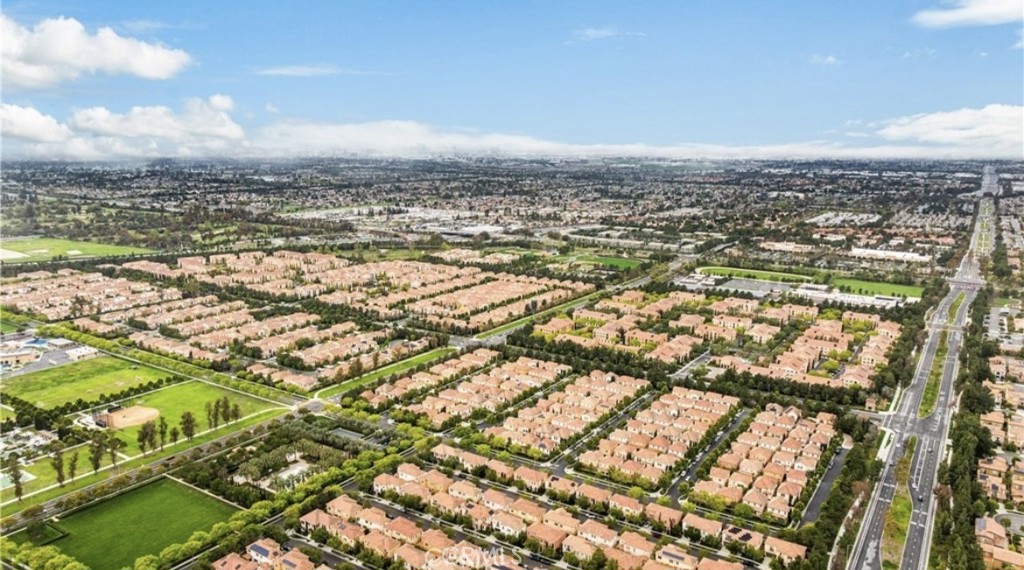 MLS #OC25230521 image #21