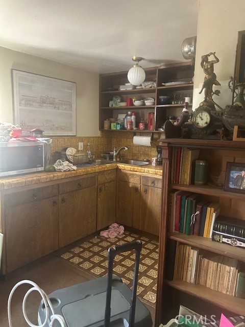 Detail Gallery Image 10 of 13 For 3516 Fairchild St, Glendale,  CA 91214 - 2 Beds | 1 Baths