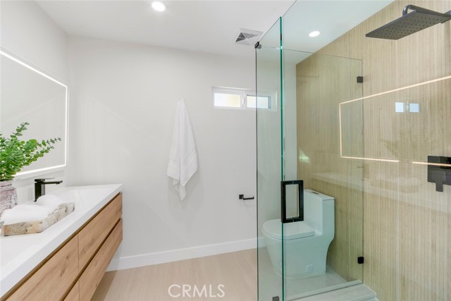 Detail Gallery Image 37 of 57 For 913 Junipero, Costa Mesa,  CA 92626 - 4 Beds | 2 Baths