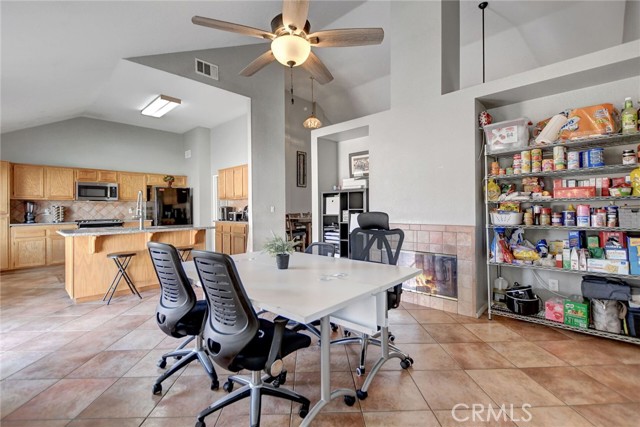 Detail Gallery Image 17 of 34 For 5646 Charlene Ct, San Bernardino,  CA 92407 - 4 Beds | 2 Baths