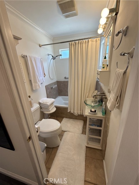 357 Cumberland Road, Glendale CA: https://media.crmls.org/medias/f7953f74-d70f-4501-904a-6a87cea07f80.jpg