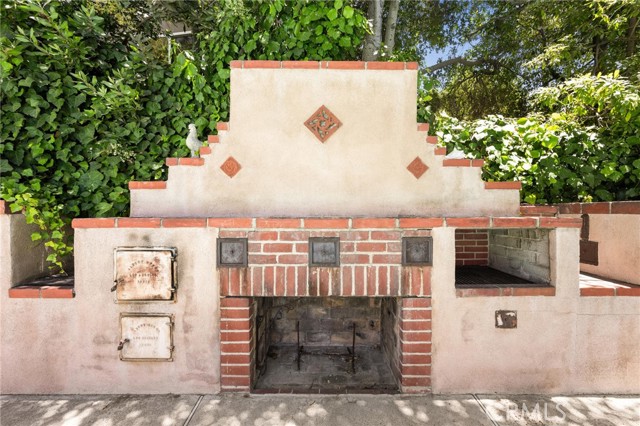 Detail Gallery Image 41 of 57 For 1967 El Arbolita Dr, Glendale,  CA 91208 - 4 Beds | 2 Baths