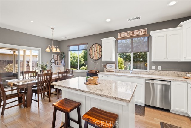 Detail Gallery Image 10 of 29 For 3439 Bamboo Orchard Dr, Chico,  CA 95973 - 3 Beds | 2 Baths