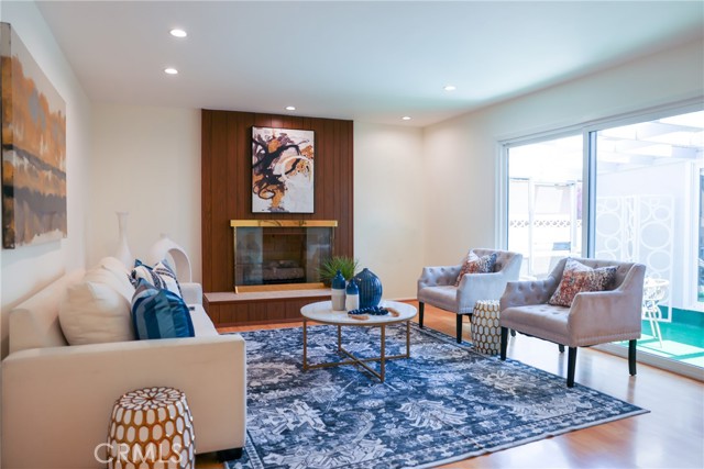 3844 W 181st Street, Torrance CA: https://media.crmls.org/medias/f7975f5d-a8c7-408a-9644-47b2e7ad71e6.jpg