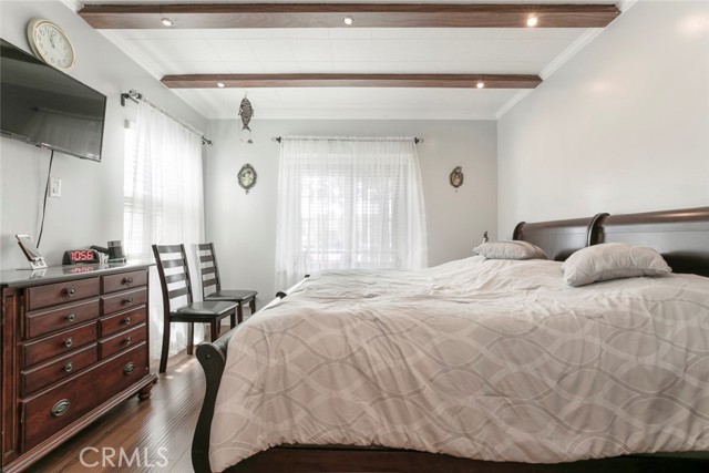 533 Hawthorne Street, Glendale CA: https://media.crmls.org/medias/f7978bac-77be-4711-bdc7-063ed5aebc87.jpg