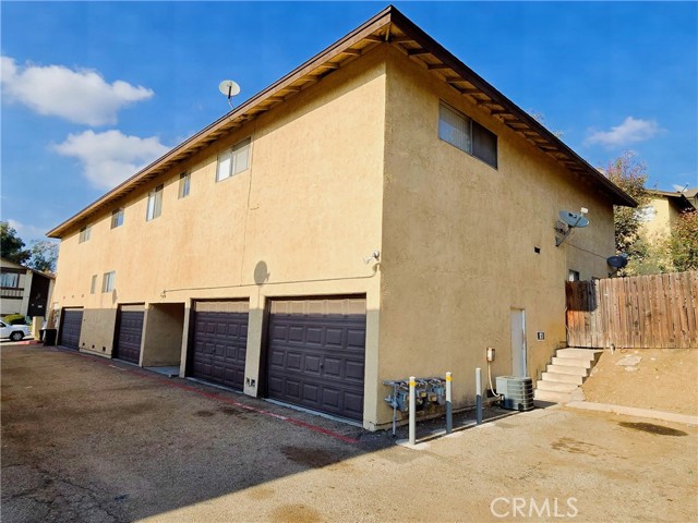 2426 Nancy S Street, West Covina CA: https://media.crmls.org/medias/f797aca5-6ba4-4ea7-8345-280f9a39a9c4.jpg