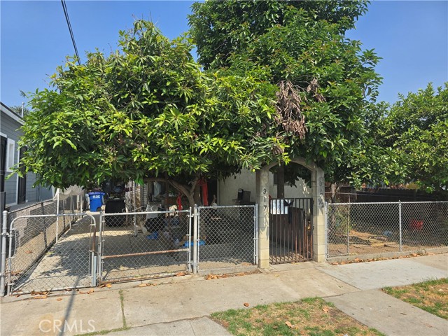 Detail Gallery Image 2 of 16 For 317 Gifford Ave, Los Angeles,  CA 90063 - – Beds | – Baths
