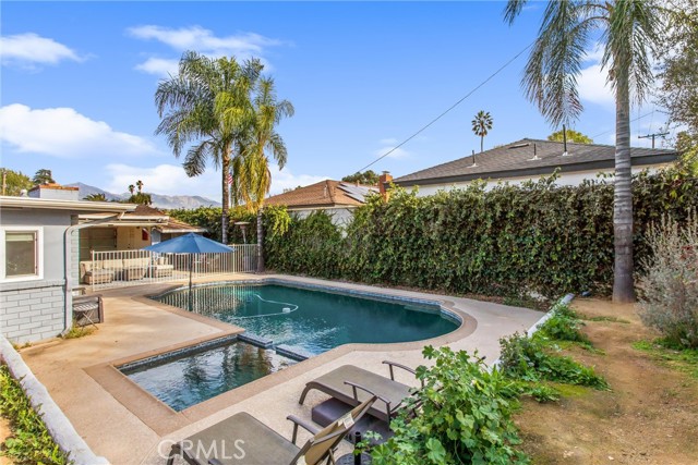 Detail Gallery Image 36 of 52 For 1235 W Cypress, Redlands,  CA 92373 - 5 Beds | 3 Baths