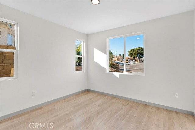 Detail Gallery Image 22 of 34 For 17795 Vista Point Dr, Victorville,  CA 92395 - 4 Beds | 3 Baths