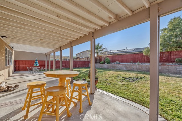 Detail Gallery Image 8 of 35 For 15158 Biltmore St, Adelanto,  CA 92301 - 4 Beds | 2/1 Baths
