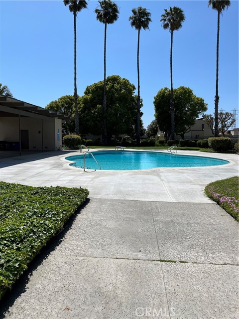 Detail Gallery Image 23 of 26 For 9826 Coral Cove Cir, Huntington Beach,  CA 92646 - 3 Beds | 1/1 Baths