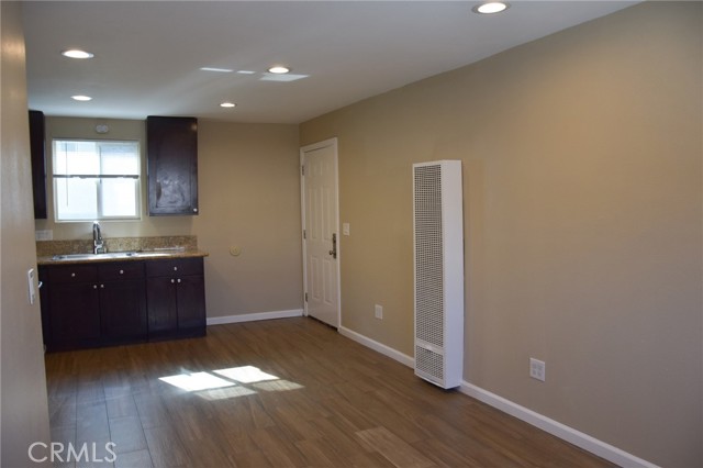 Detail Gallery Image 5 of 25 For 1307 W Palmyra Ave #C,  Orange,  CA 92868 - 3 Beds | 2 Baths