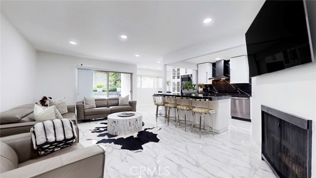 Detail Gallery Image 5 of 45 For 4632 Park Granada #93,  Calabasas,  CA 91302 - 3 Beds | 2 Baths