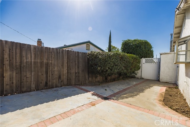 Detail Gallery Image 34 of 48 For 17149 Donmetz, Granada Hills,  CA 91344 - 4 Beds | 2 Baths