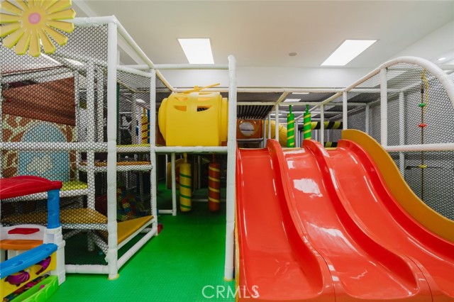  Commercial for Sale in Van Nuys, California