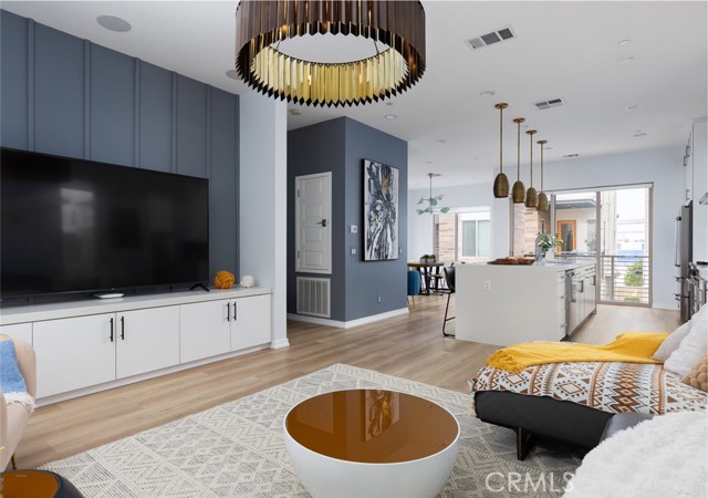 15 Ebb Tide Circle, Newport Beach CA: https://media.crmls.org/medias/f79c9697-f0b3-4160-93d6-1b5e5f0048d2.jpg