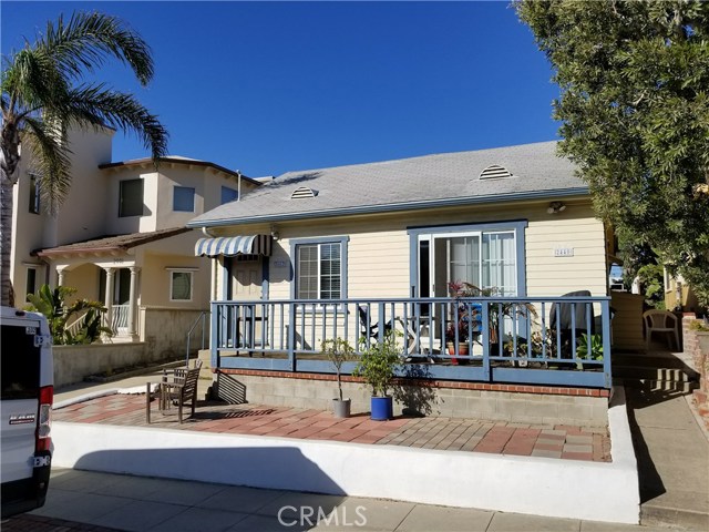 2440 Silverstrand Avenue, Hermosa Beach, California 90254, ,Residential Income,Sold,Silverstrand,SB17135425