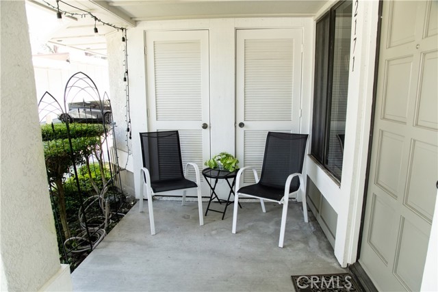 22171 Rim Pointe, Lake Forest CA: https://media.crmls.org/medias/f79cef92-1498-48b9-bc5d-3940c49847e9.jpg