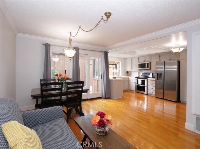 1503 Westmont Drive, San Pedro CA: https://media.crmls.org/medias/f79d08e8-e50f-48ab-b7d3-3ef2c84c907d.jpg