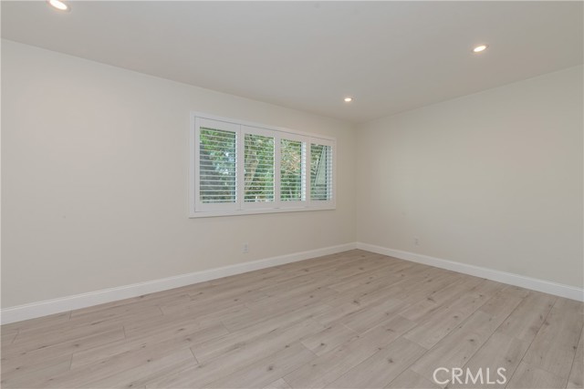 Detail Gallery Image 12 of 27 For 6201 Shoup Ave #66,  Woodland Hills,  CA 91367 - 1 Beds | 2 Baths