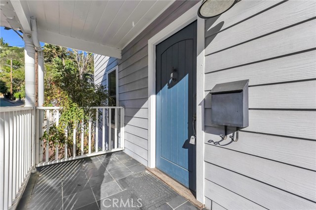 Detail Gallery Image 34 of 36 For 6117 Glen Holly St, Los Angeles,  CA 90068 - 2 Beds | 2 Baths