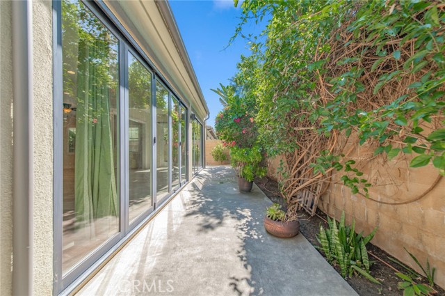 Detail Gallery Image 18 of 35 For 55 Carrington, Irvine,  CA 92629 - 4 Beds | 4 Baths