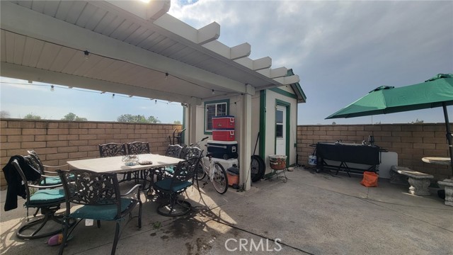 Detail Gallery Image 9 of 12 For 2904 Oleta Ln, Highland,  CA 92346 - 4 Beds | 2 Baths