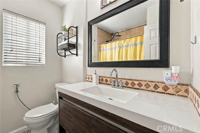 7453 Blewett Avenue photo 17