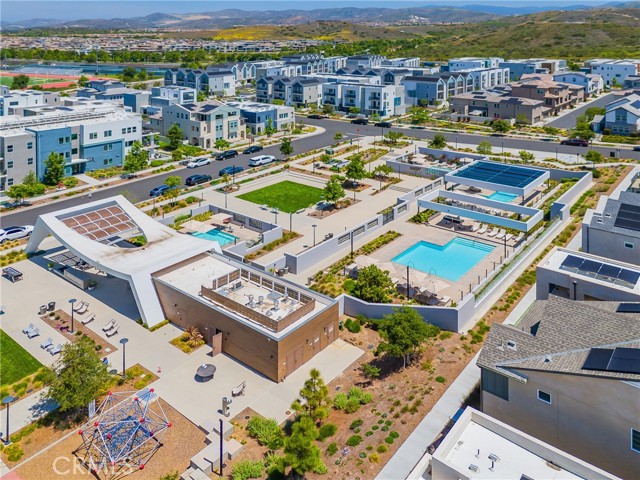 251 Tank, Irvine CA: https://media.crmls.org/medias/f7a06db2-b111-4d7c-a4d4-5980ec29bcd9.jpg