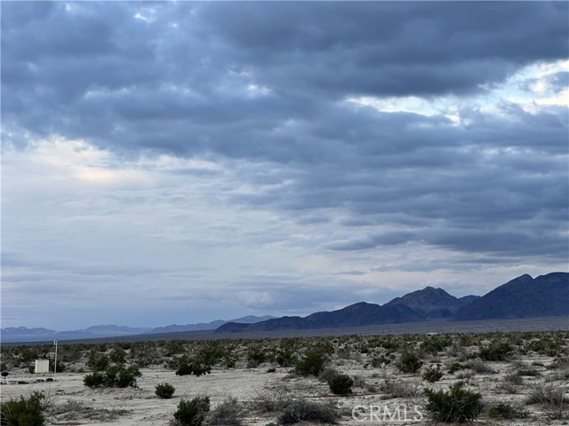 Detail Gallery Image 5 of 13 For 0 New Ironage Rd, Twentynine Palms,  CA 92277 - – Beds | – Baths