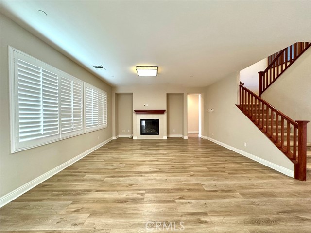 Detail Gallery Image 5 of 36 For 13945 Barnett Ln, Corona,  CA 92880 - 5 Beds | 3/1 Baths