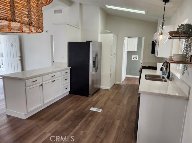 Detail Gallery Image 7 of 37 For 9080 Bloomfield Ave #272,  Cypress,  CA 90630 - 3 Beds | 2 Baths