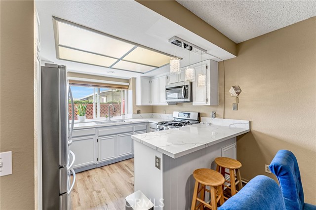 Detail Gallery Image 26 of 42 For 1771 Dumitru Way #C,  Corona,  CA 92881 - 2 Beds | 2/1 Baths