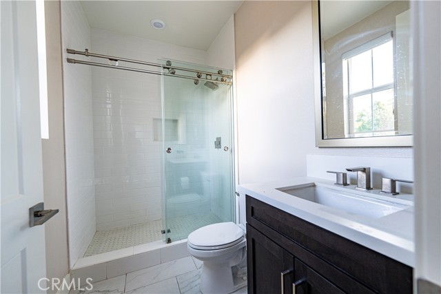 Detail Gallery Image 16 of 47 For 51 Cartwheel, Irvine,  CA 92618 - 5 Beds | 4/2 Baths