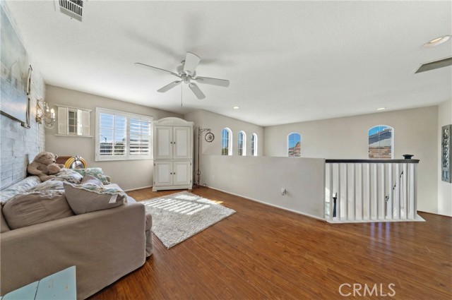 Image 14 of 48 For 33578 Rosewood Circle