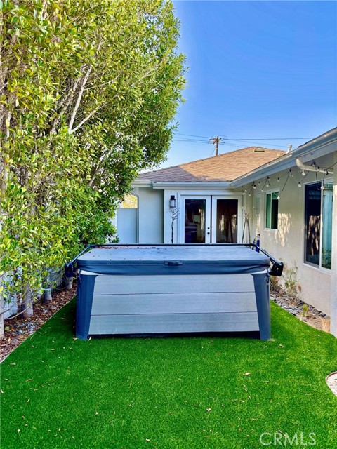 1856 9th Street, Manhattan Beach CA: https://media.crmls.org/medias/f7a49b30-0a84-4229-86aa-fd5bc70bd6c0.jpg