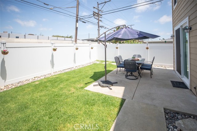 Detail Gallery Image 31 of 34 For 754 Joann St #B,  Costa Mesa,  CA 92627 - 3 Beds | 2 Baths