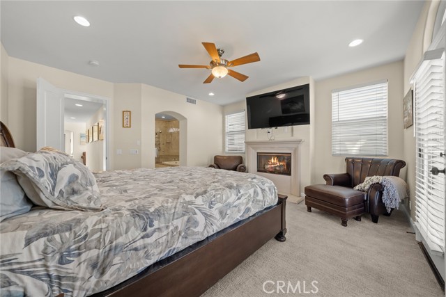 Detail Gallery Image 29 of 56 For 216 10th St, Huntington Beach,  CA 92648 - 4 Beds | 3/2 Baths