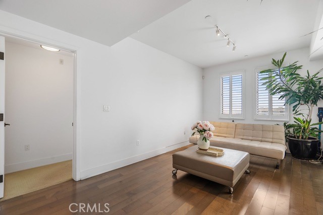 Detail Gallery Image 11 of 25 For 1817 Prosser Ave #503,  Los Angeles,  CA 90025 - 2 Beds | 2 Baths