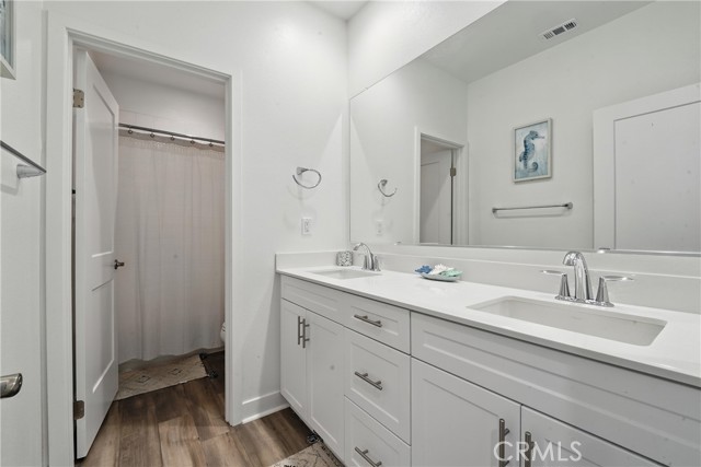 3969 Eliopulos Ranch Drive, Palmdale CA: https://media.crmls.org/medias/f7a66342-acf2-4cde-b30e-71320d0117c7.jpg